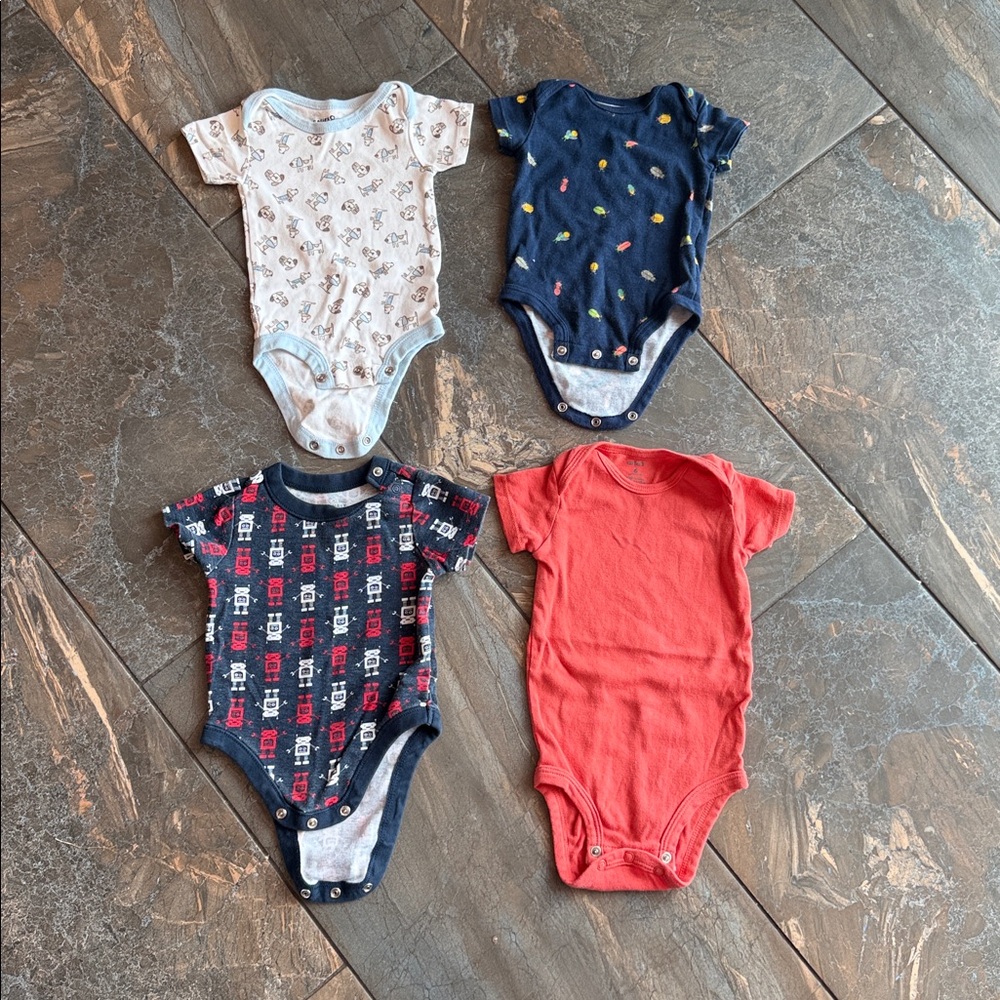 21 piece 3-6 month boys mixed clothing lot- bright multi-color sets - Picture 9 of 14